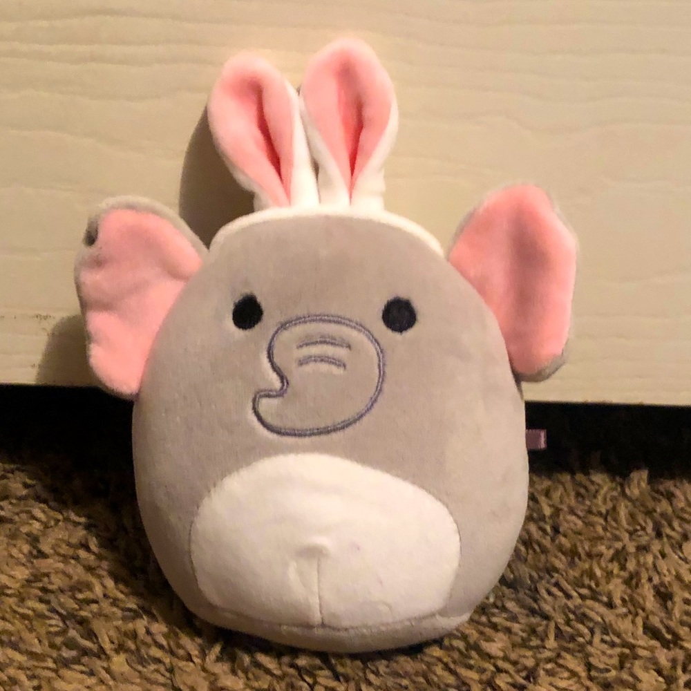 Cherish the elephant squishmallow - Picture 1 of 1